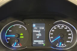 harmaa Toyota Yaris 2017 kuva 13.