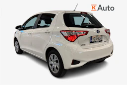 valkoinen Toyota Yaris 2017 kuva 2.