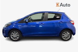 Sininen Toyota Yaris 2017 kuva 6.