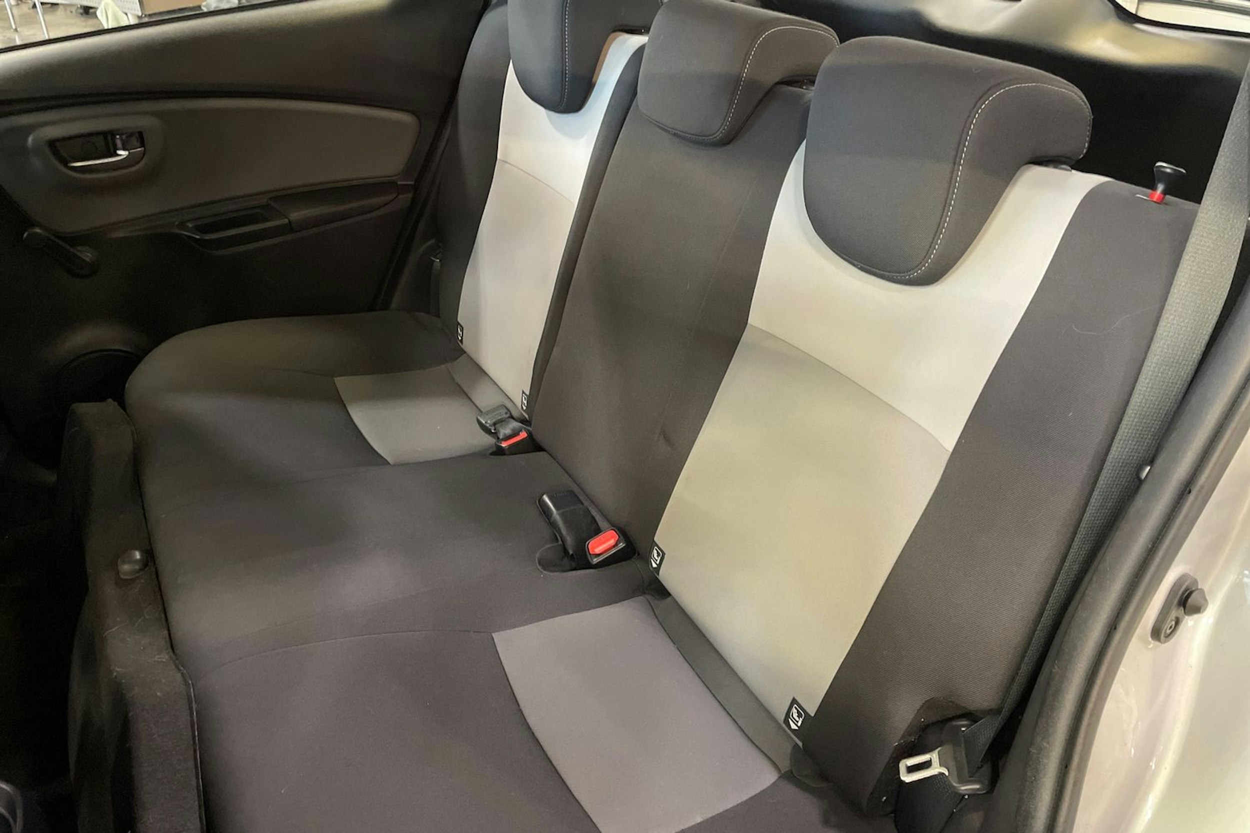 hopea Toyota Yaris 2018 kuva 14.