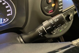 hopea Toyota Yaris 2018 kuva 16.