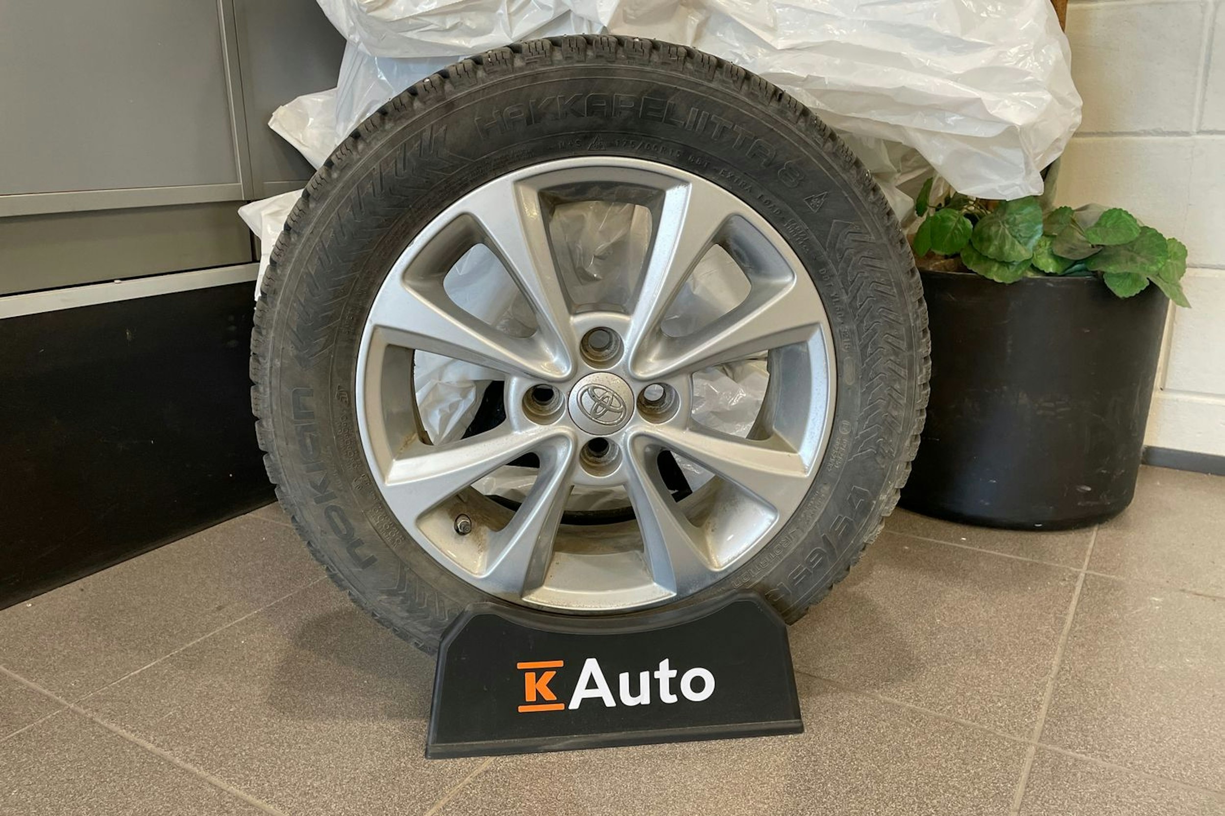 hopea Toyota Yaris 2018 kuva 24.