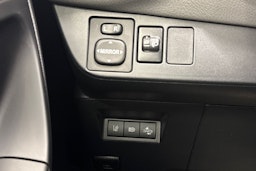 Punainen Toyota Yaris 2018 kuva 20.