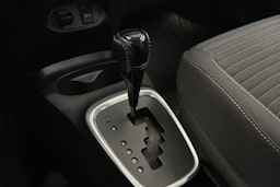 Punainen Toyota Yaris 2018 kuva 21.