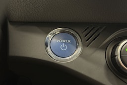 Punainen Toyota Yaris 2018 kuva 25.