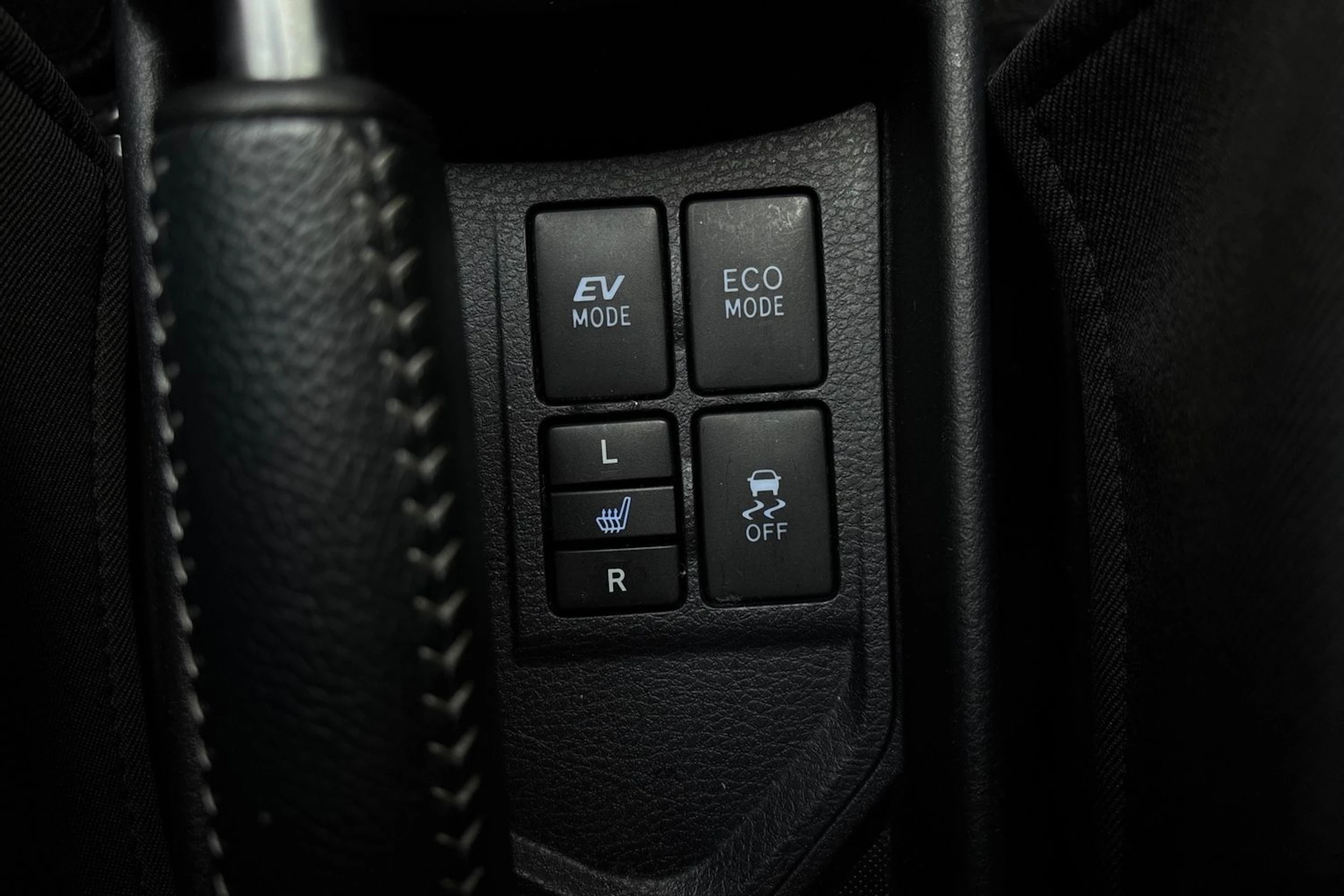 sininen Toyota Yaris 2018 kuva 25.