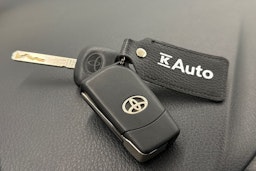 Valkoinen Toyota Yaris 2018 kuva 24.