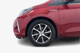 punainen Toyota Yaris 2018 kuva 9.