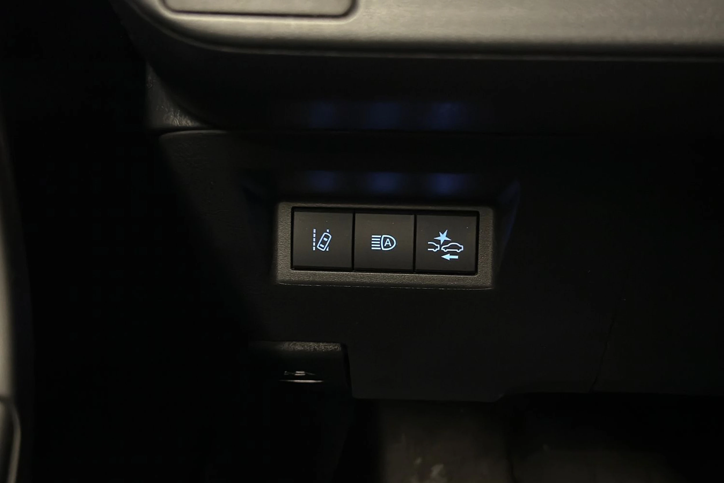 punainen Toyota Yaris 2018 kuva 15.
