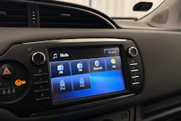 punainen Toyota Yaris 2018 kuva 25.