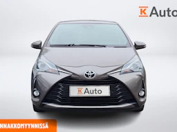 ruskea Toyota Yaris 2019 kuva 7.