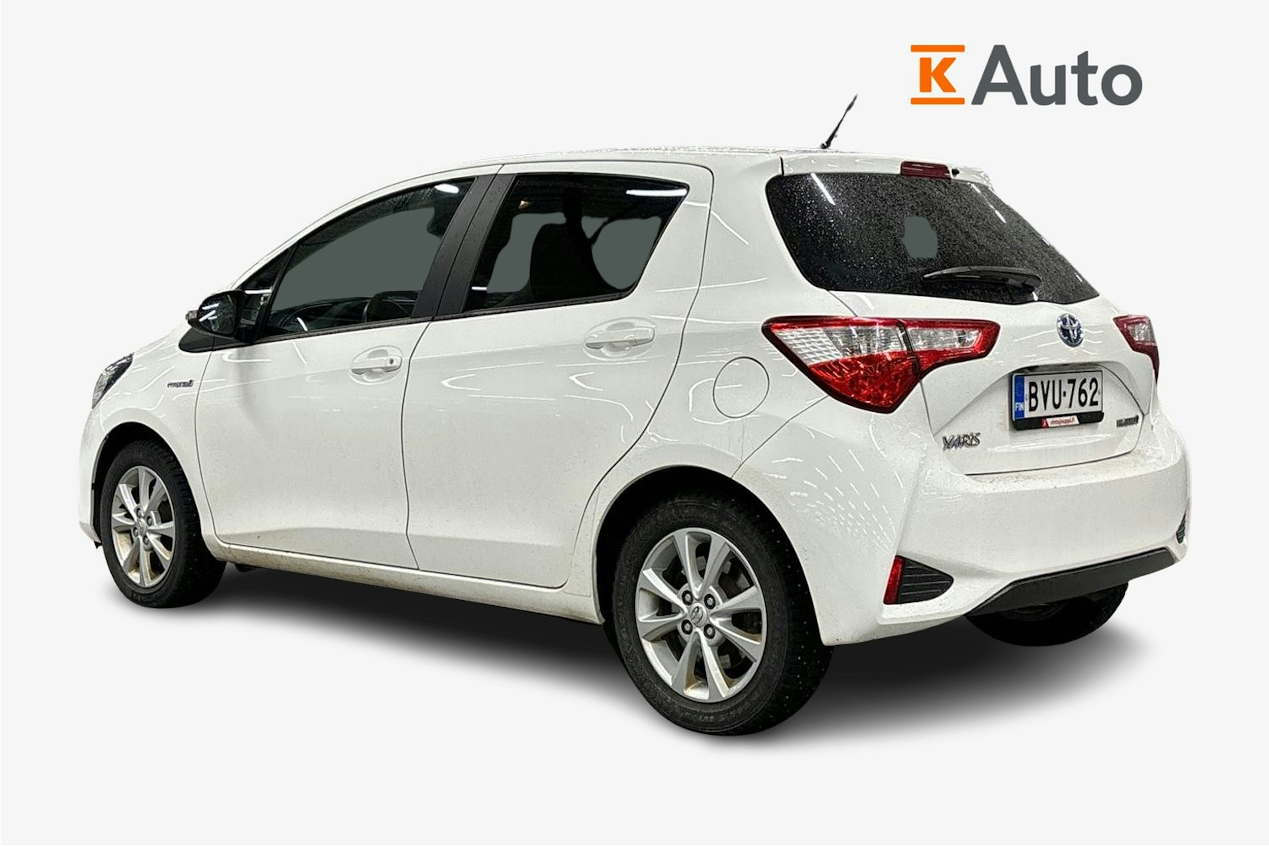 valkoinen Toyota Yaris 2019 kuva 2.