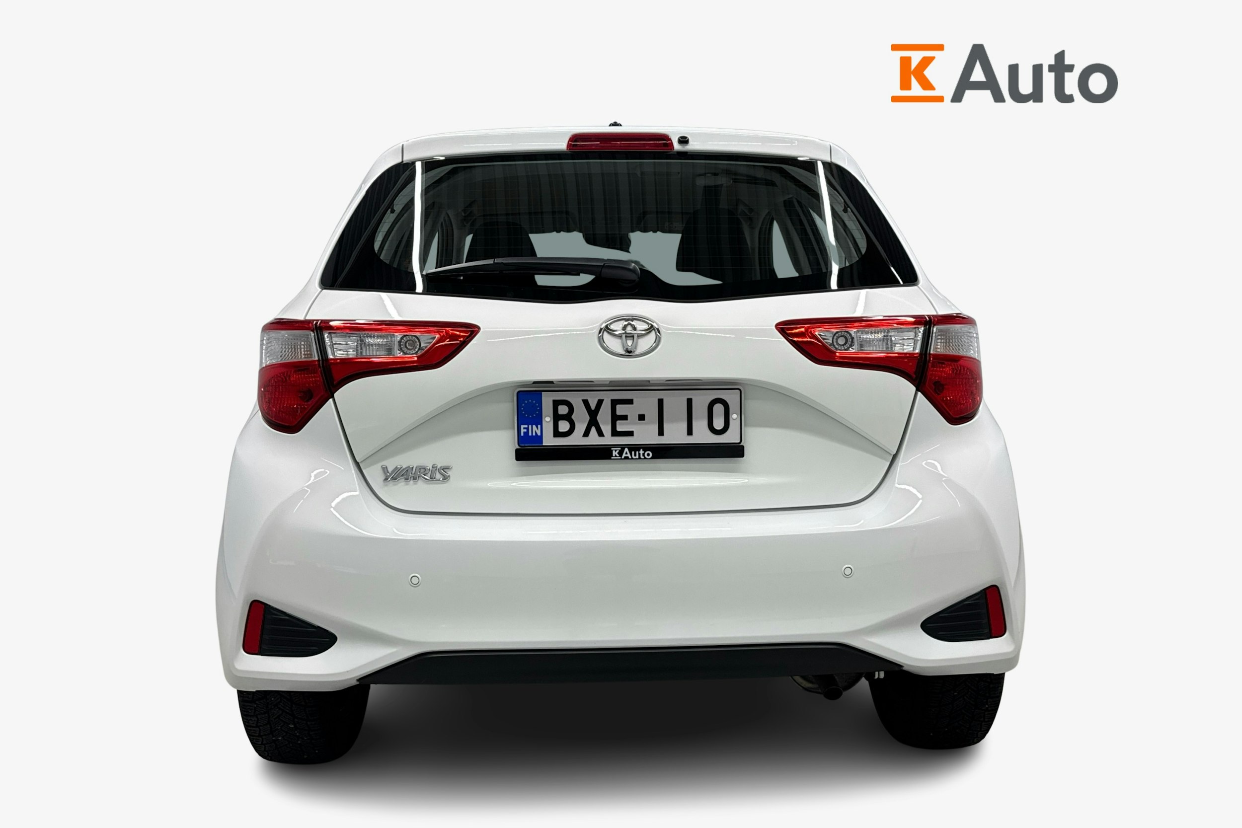 valkoinen Toyota Yaris 2019 kuva 3.