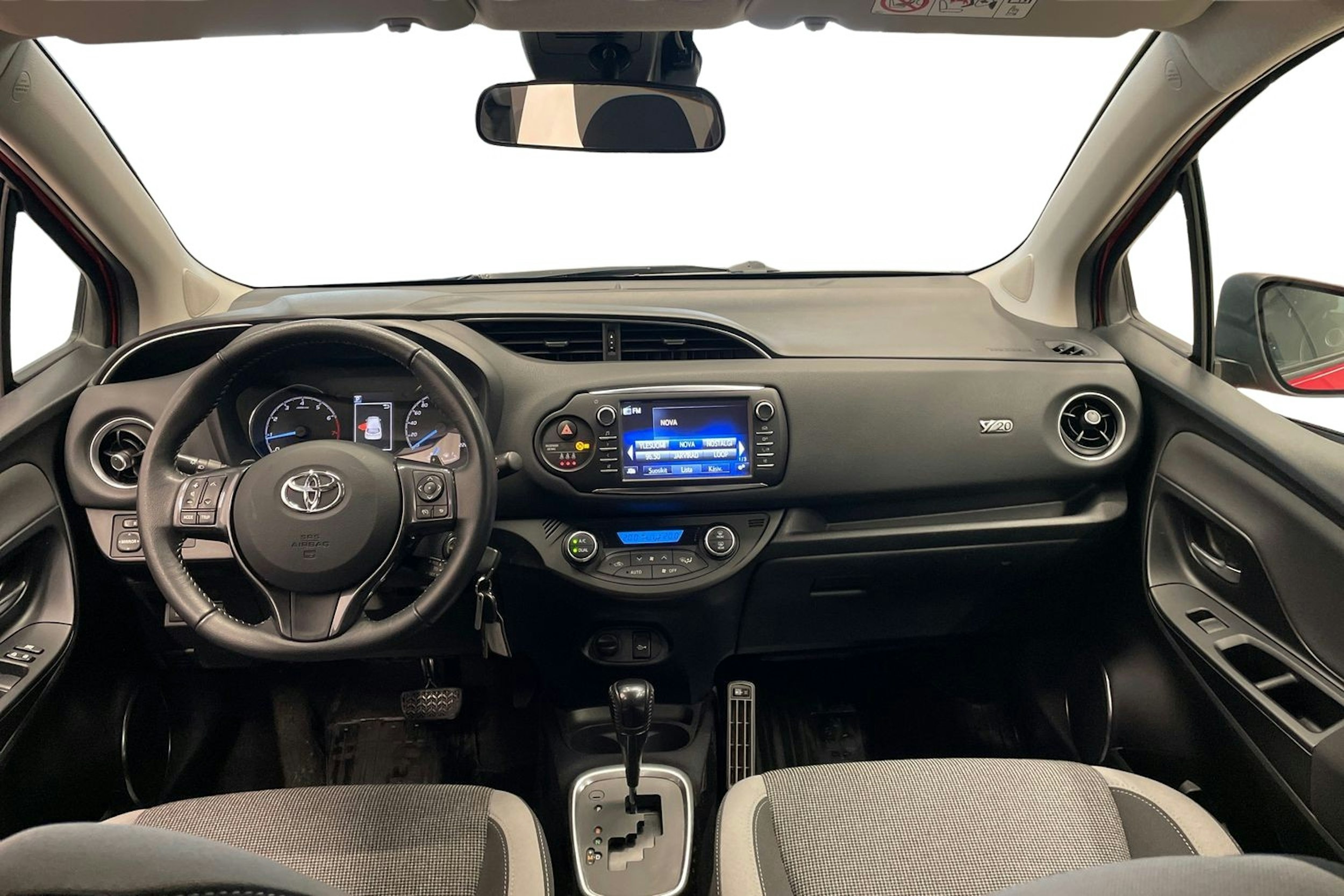 Punainen Toyota Yaris 2019 kuva 9.
