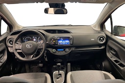 Punainen Toyota Yaris 2019 kuva 9.