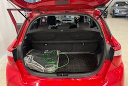 Punainen Toyota Yaris 2019 kuva 21.