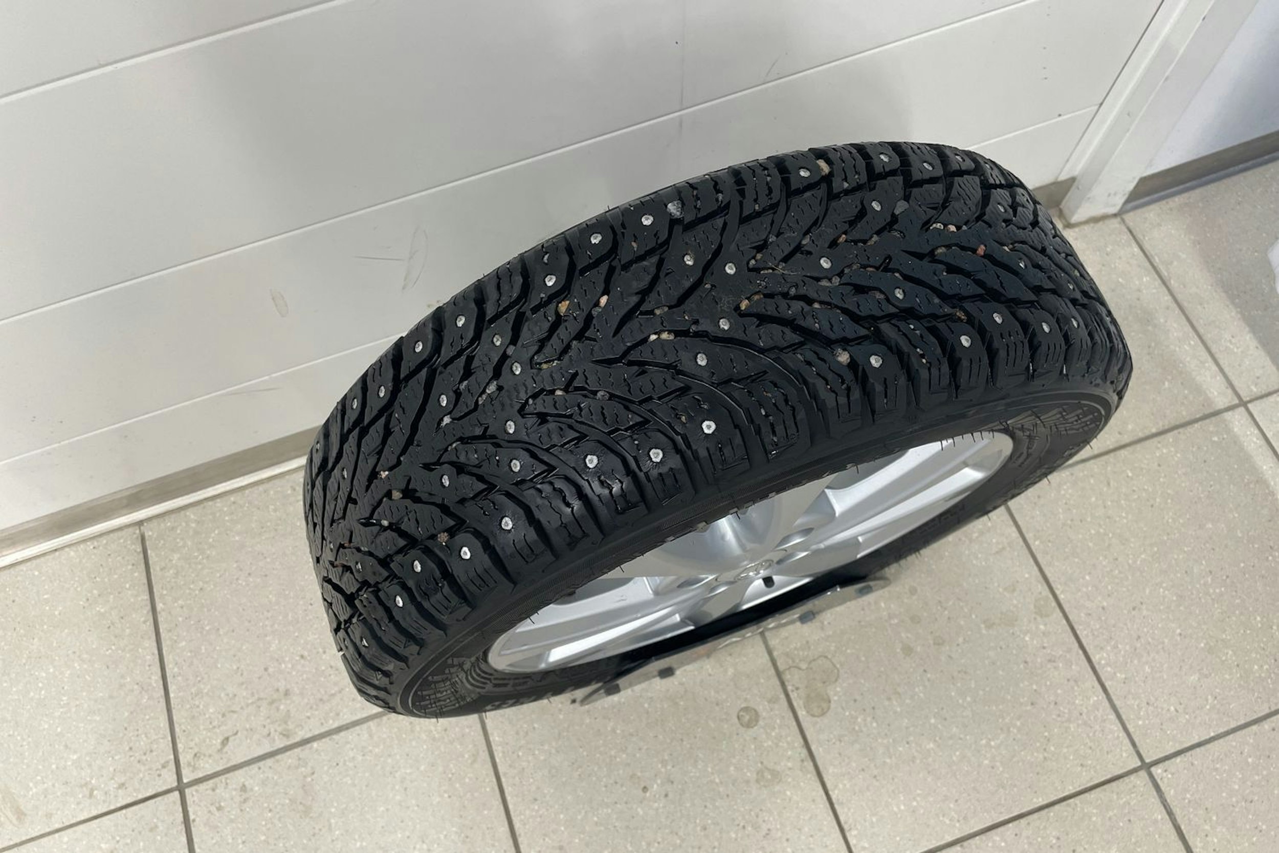 Punainen Toyota Yaris 2019 kuva 23.