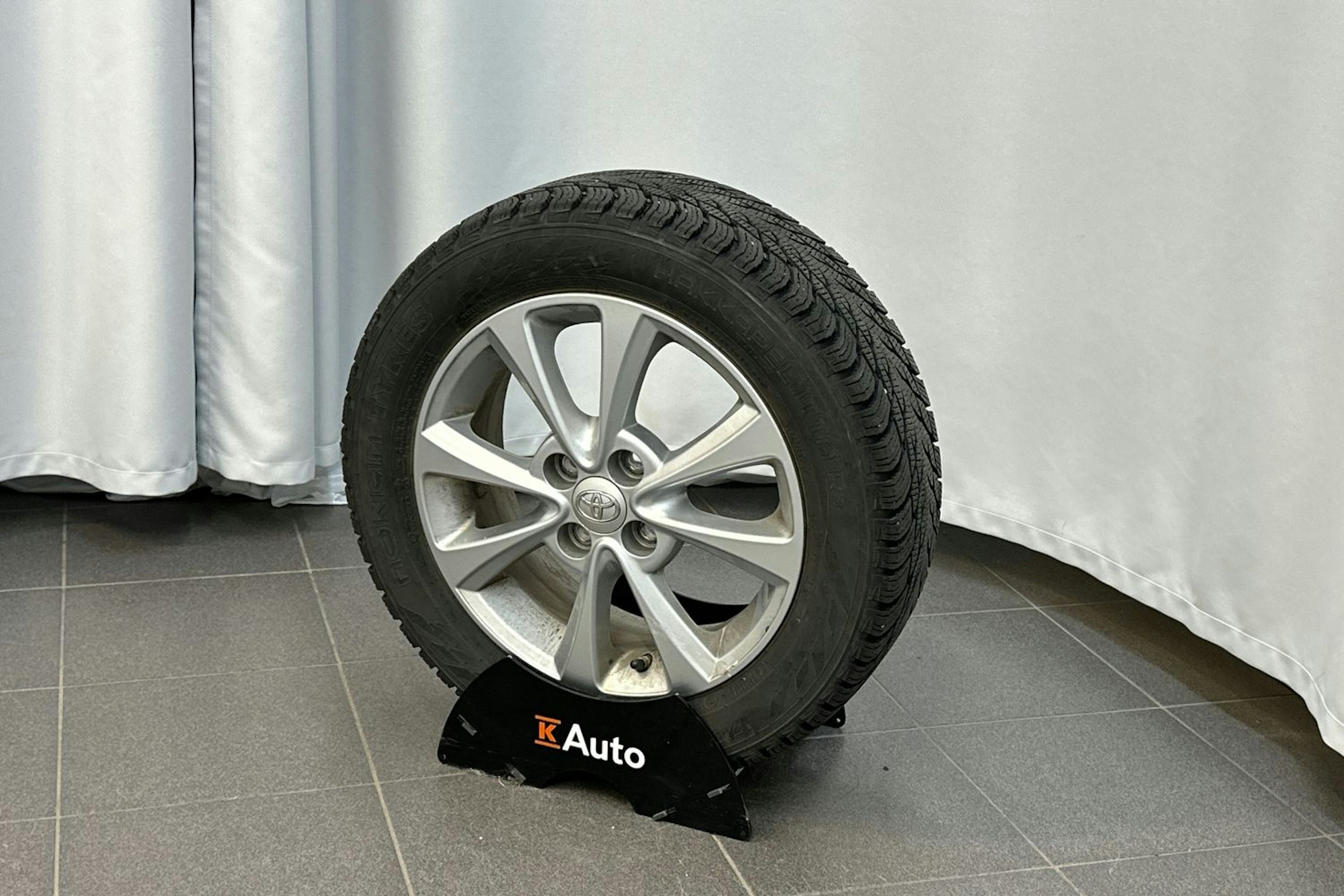 sininen Toyota Yaris 2019 kuva 14.
