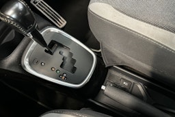 sininen Toyota Yaris 2019 kuva 22.