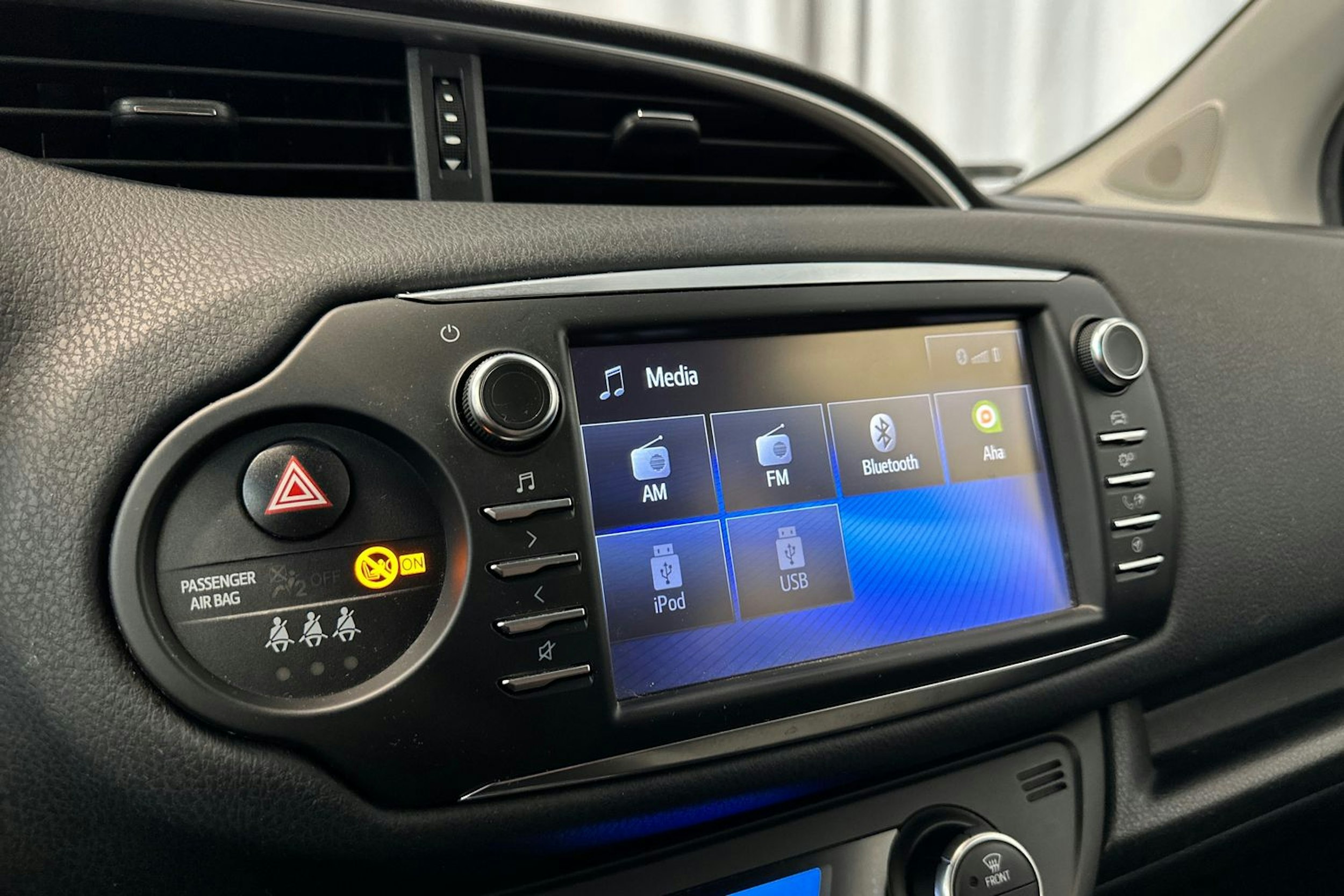 sininen Toyota Yaris 2019 kuva 24.