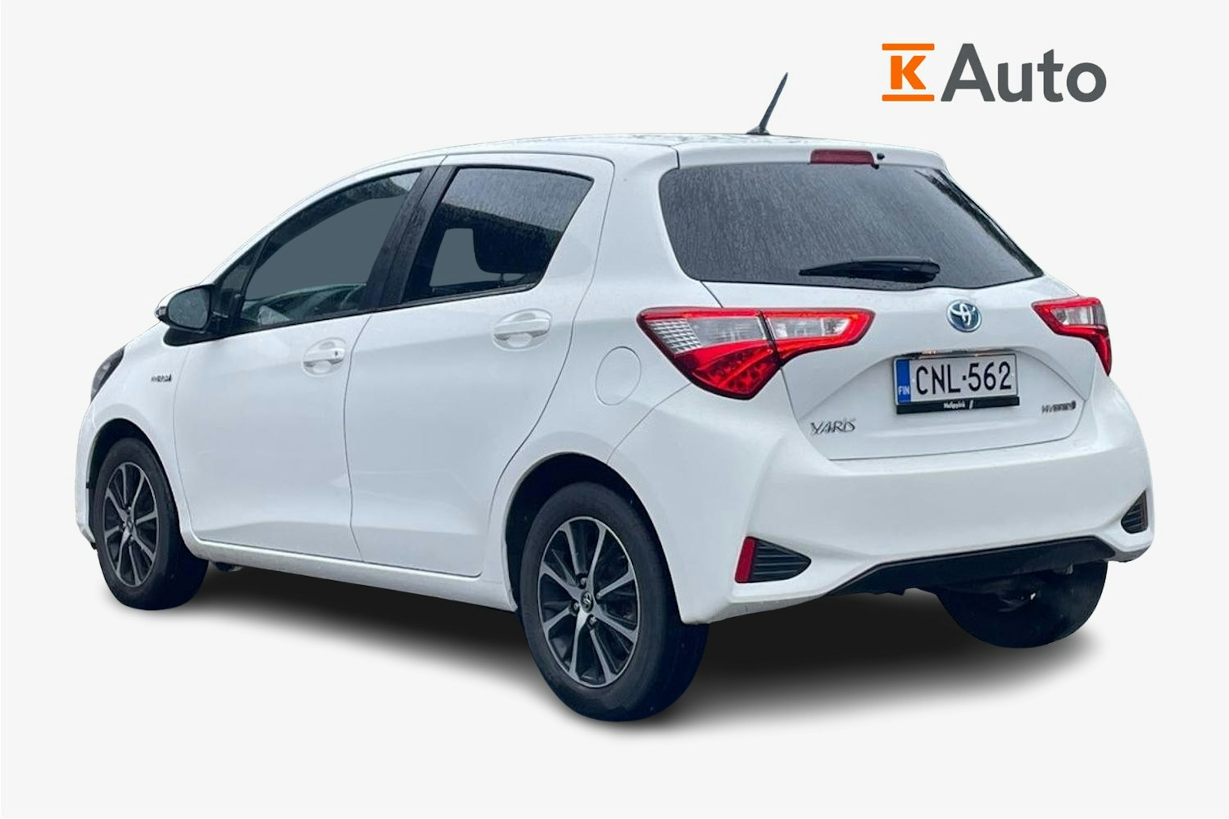 valkoinen Toyota Yaris 2019 kuva 2.