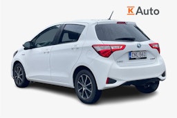 valkoinen Toyota Yaris 2019 kuva 2.