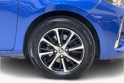 sininen Toyota Yaris 2019 kuva 11.