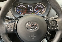 sininen Toyota Yaris 2019 kuva 17.