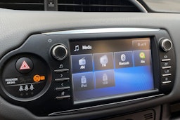 sininen Toyota Yaris 2019 kuva 19.