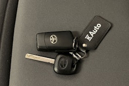 sininen Toyota Yaris 2019 kuva 22.