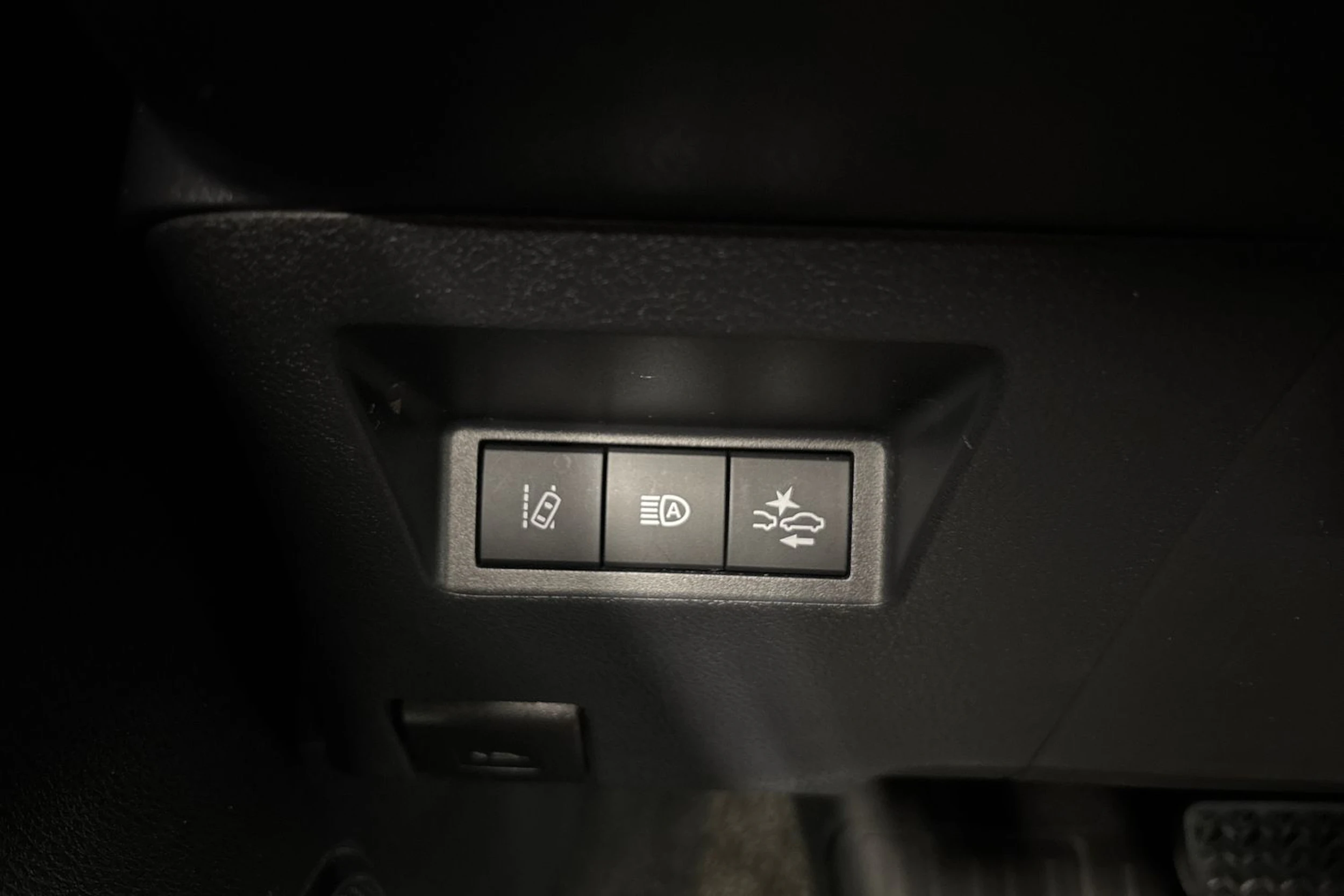 valkoinen Toyota Yaris 2019 kuva 26.