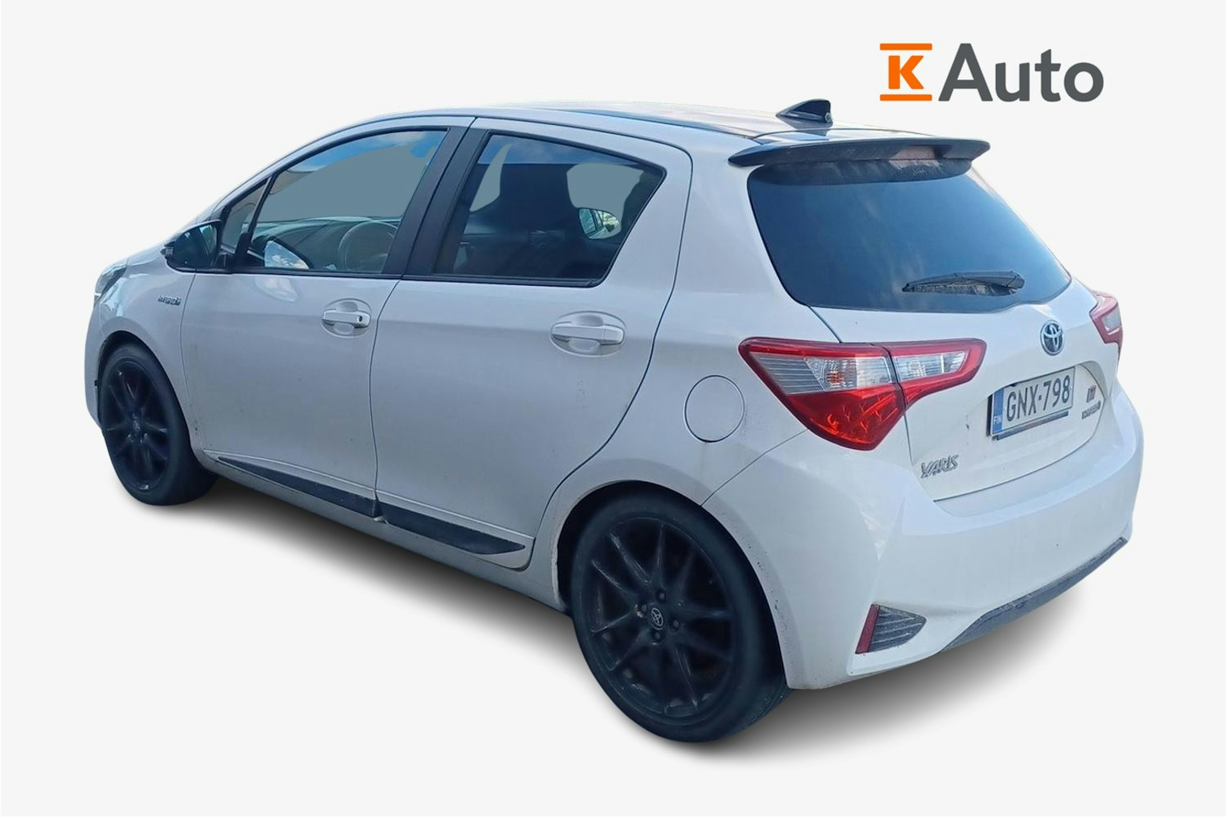 valkoinen Toyota Yaris 2019 kuva 2.