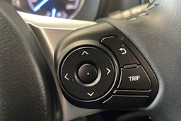 valkoinen Toyota Yaris 2019 kuva 13.