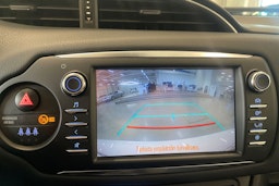 valkoinen Toyota Yaris 2019 kuva 19.