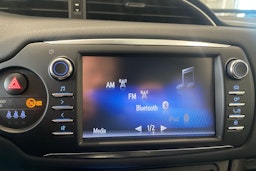 valkoinen Toyota Yaris 2019 kuva 21.