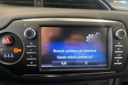 valkoinen Toyota Yaris 2019 kuva 22.