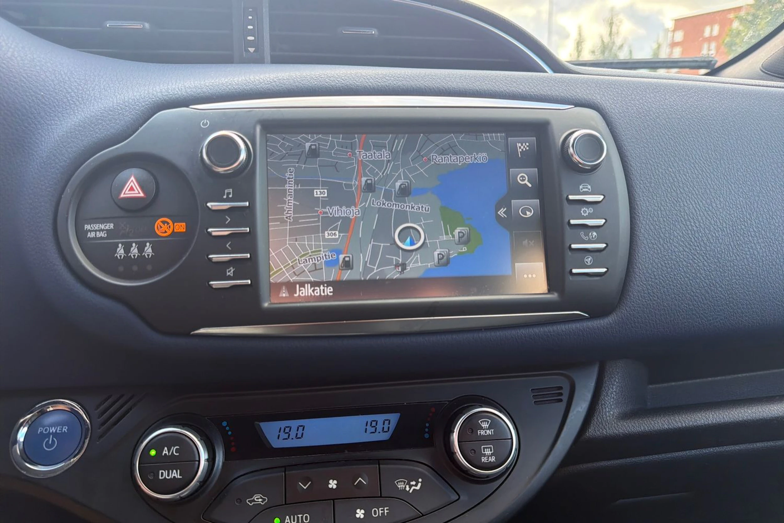 sininen Toyota Yaris 2019 kuva 5.