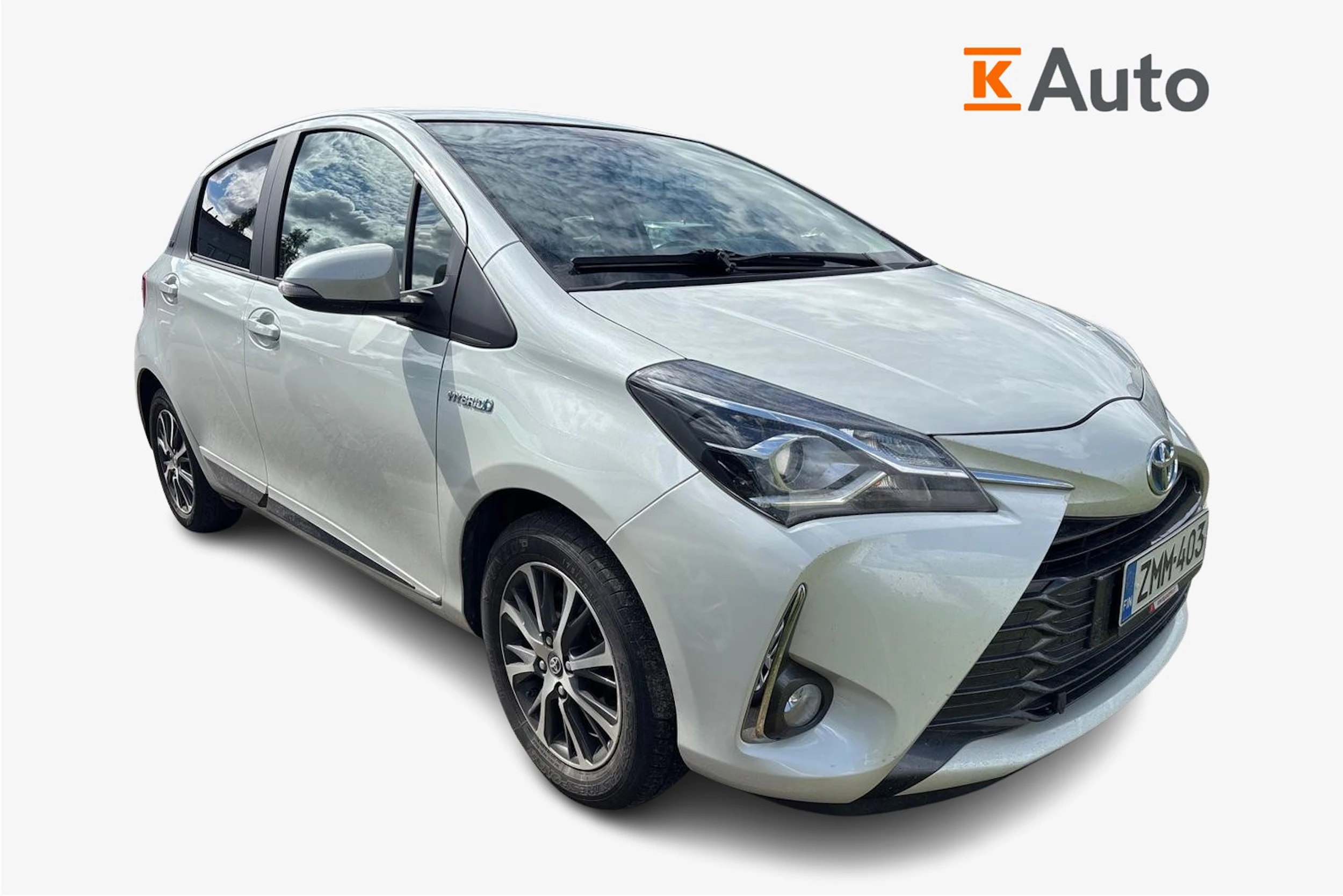 Valkoinen Toyota Yaris 2019 kuva 1.