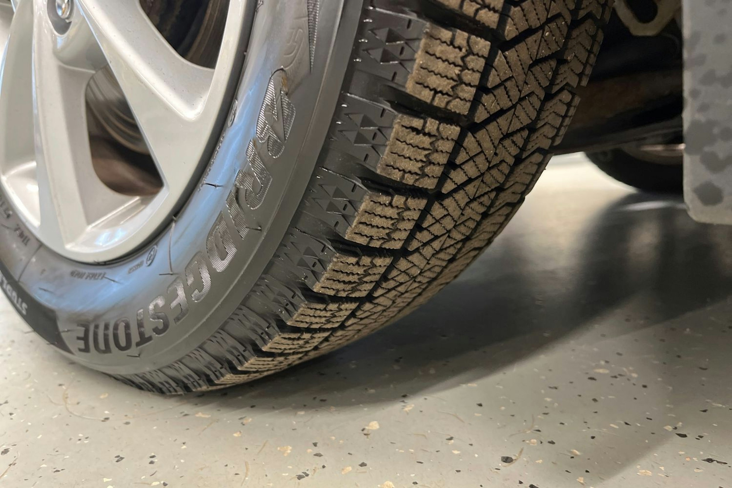 valkoinen Toyota Yaris 2019 kuva 13.