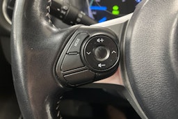 valkoinen Toyota Yaris 2019 kuva 19.