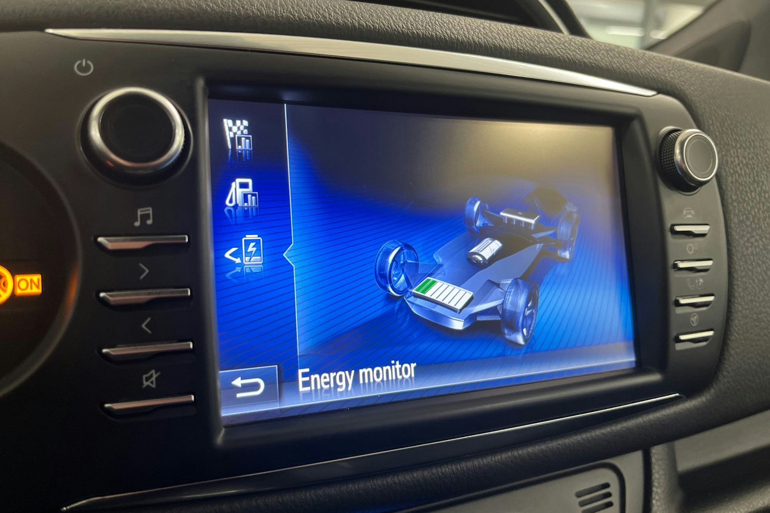 valkoinen Toyota Yaris 2019 kuva 24.