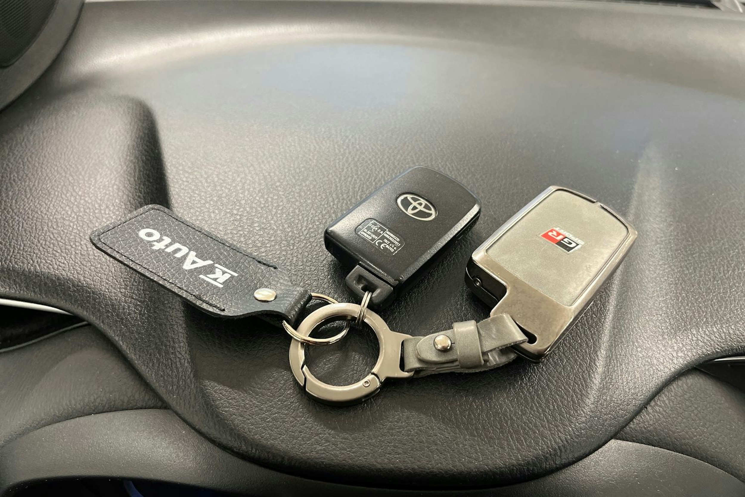 valkoinen Toyota Yaris 2019 kuva 27.