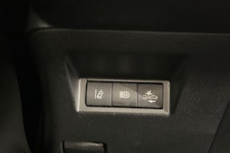 valkoinen Toyota Yaris 2019 kuva 28.