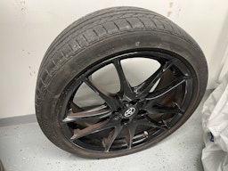 valkoinen Toyota Yaris 2019 kuva 32.