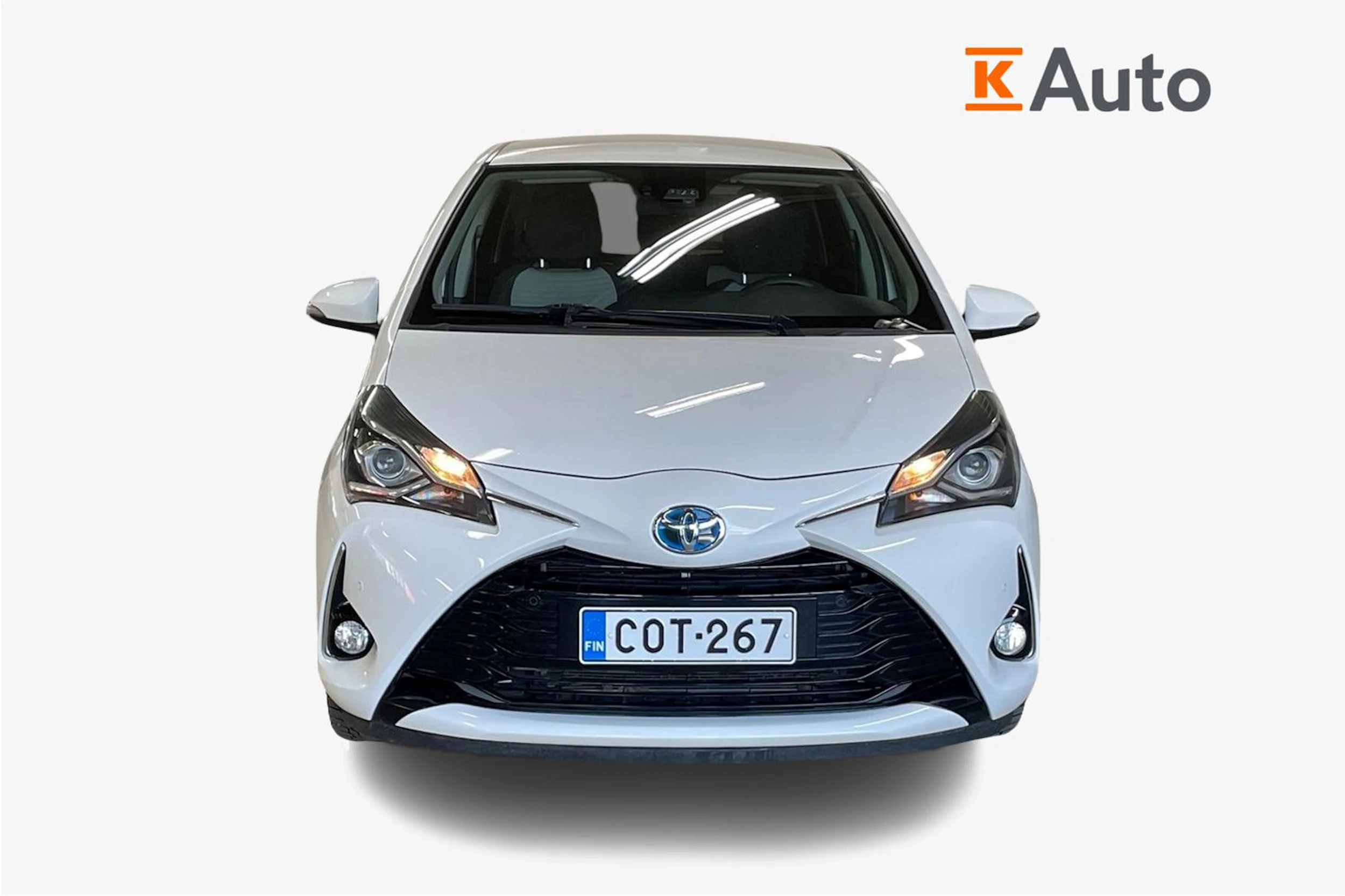 Valkoinen Toyota Yaris 2020 kuva 5.
