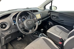 valkoinen Toyota Yaris 2020 kuva 3.