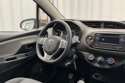 valkoinen Toyota Yaris 2020 kuva 11.