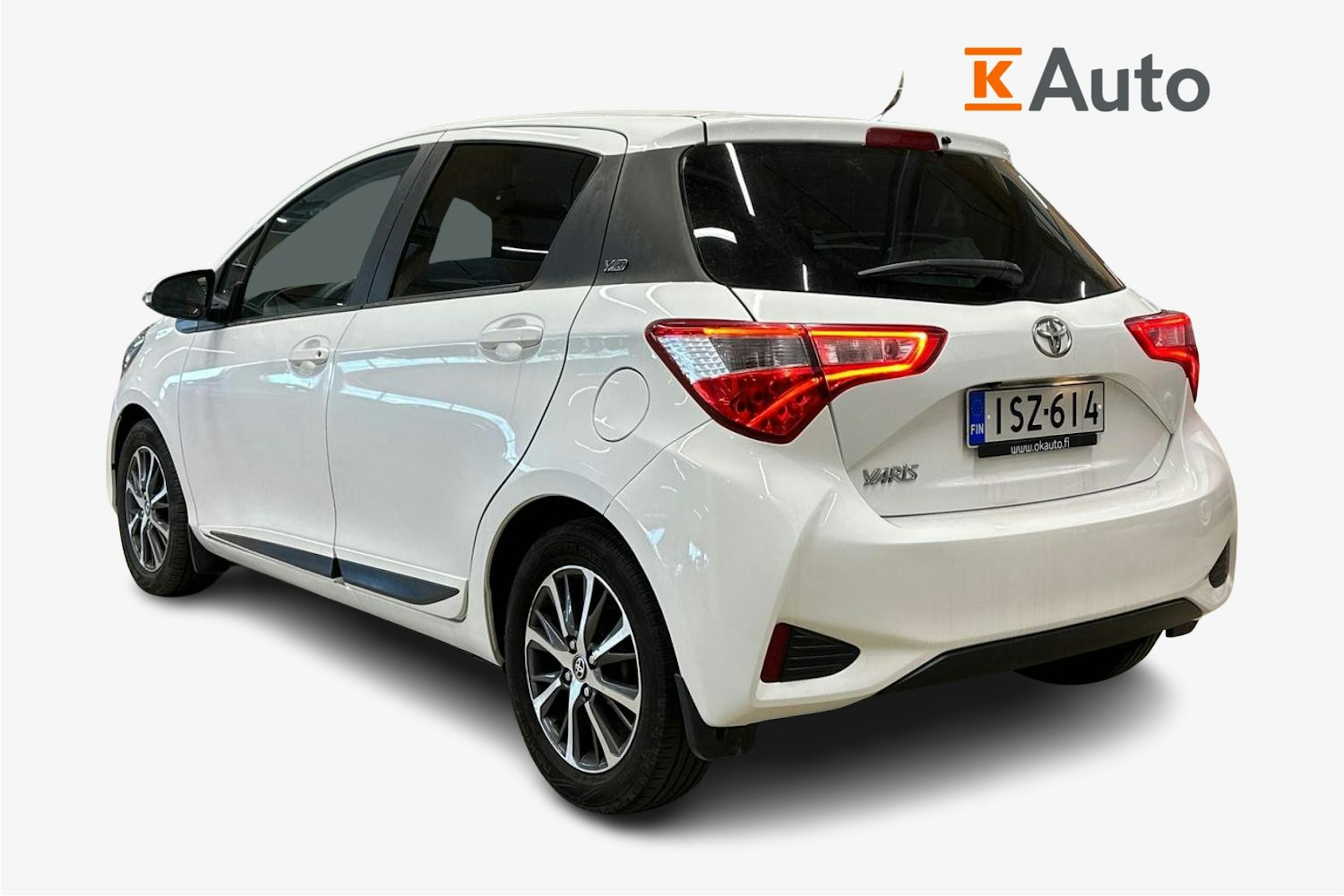 valkoinen Toyota Yaris 2020 kuva 2.