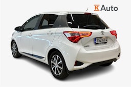 valkoinen Toyota Yaris 2020 kuva 2.