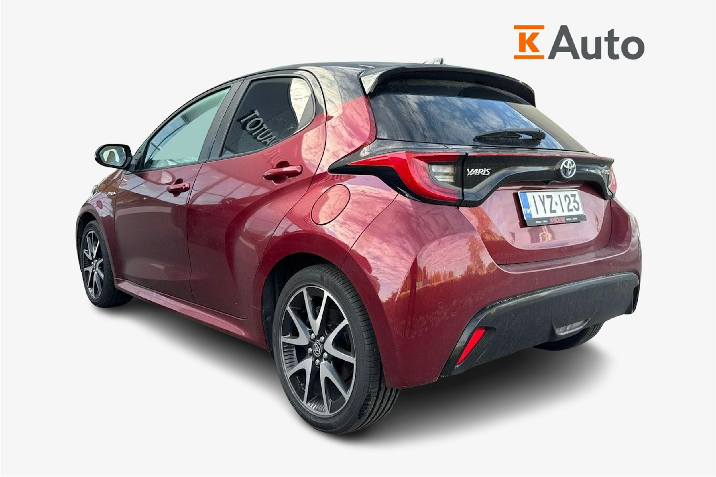 punainen Toyota Yaris 2020 kuva 2.